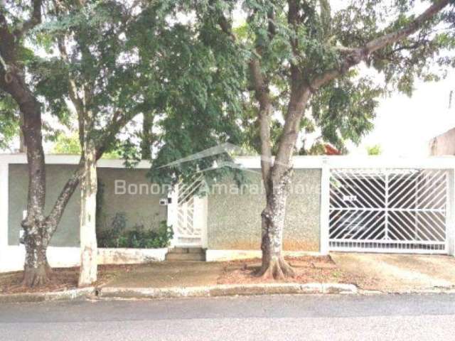Casa com 3 quartos à venda na 1, 490, Vila Brandina, Campinas por R$ 980.000