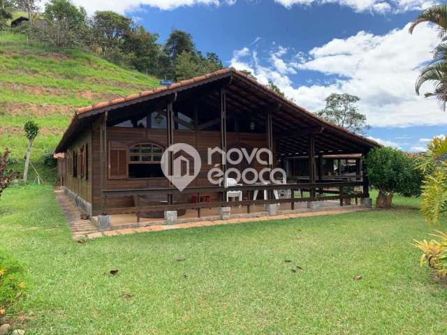 Casa com 4 quartos à venda na Rua Rosa Rabello Clavery, Itaipava, Petrópolis, 165 m2 por R$ 1.200.000