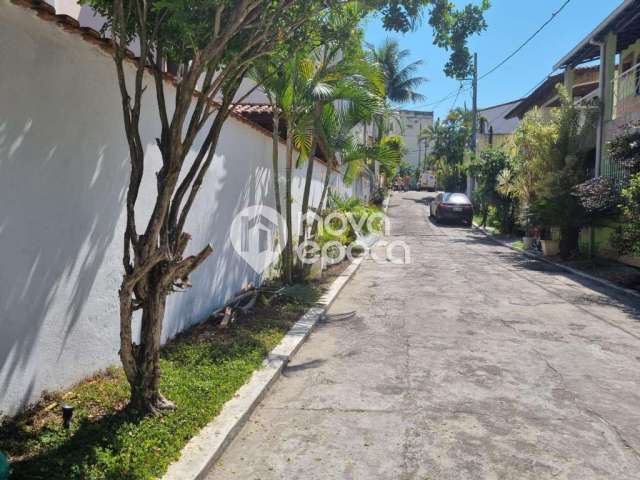 Casa em condomínio fechado com 5 quartos à venda na Rua Zoroastro Pamplona, Freguesia (Jacarepaguá), Rio de Janeiro, 179 m2 por R$ 850.000