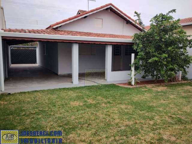 Casa / Sobrado no Parque Residencial Groot em Holambra