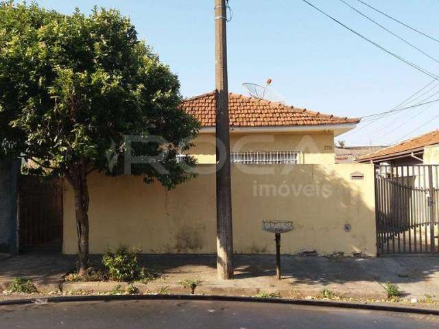 Casa com 2 quartos à venda na Vila São José, São Carlos , 186 m2 por R$ 450.000