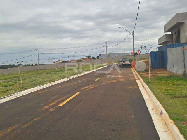 Terreno em condomínio fechado à venda no Parque Faber Castell II, São Carlos  por R$ 340.500