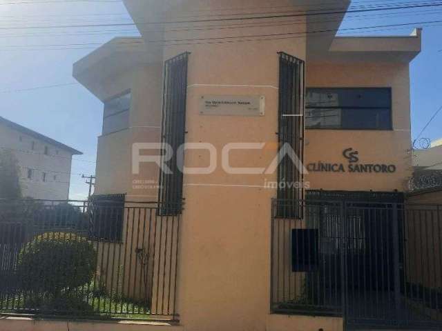 Imóvel Comercial no Jardim Paraíso - Prédio com 6 banheiros, 2 cozinhas e mais!