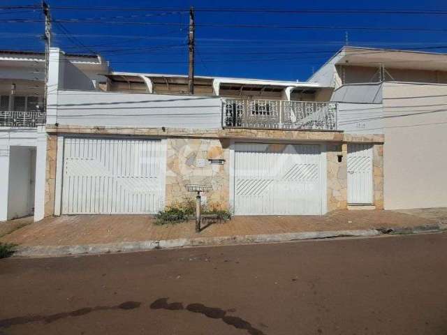 Casa com 3 quartos à venda no Jardim Macarengo, São Carlos , 226 m2 por R$ 798.000