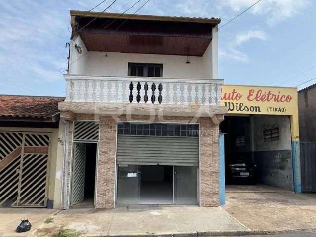 Casa Comercial à venda em Santa Felícia São Carlos: 2 dormitórios, suíte, armários, garagem coberta