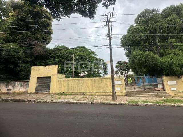 Oportunidade única: Terreno à venda na Vila Prado, São Carlos