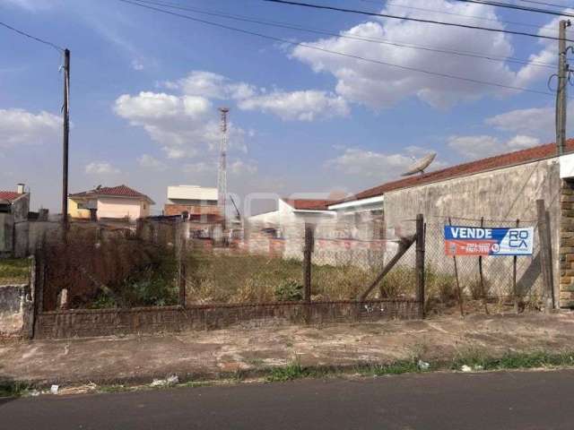 Terreno à venda na Vila Brasília, São Carlos: sua oportunidade de construir o seu lar dos sonhos!