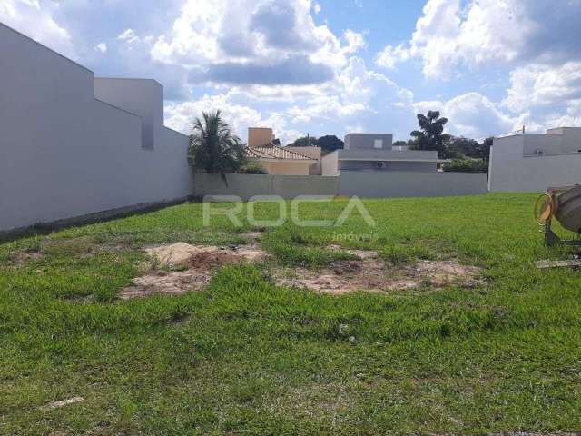 Terreno em condomínio fechado à venda no Condomínio Residencial Village São Carlos ll, São Carlos  por R$ 330.000