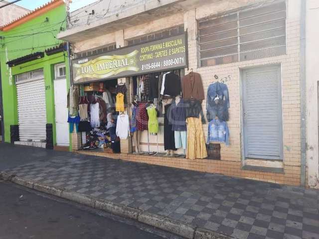 Oportunidade única! Casa comercial à venda no Centro de São Carlos