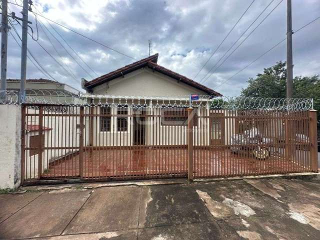 Casa padrão com 3 dormitórios no Centro de São Carlos