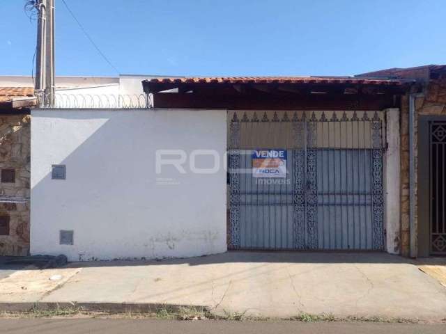 Casa à venda no Jardim Botafogo 1, São Carlos: 2 dormitórios, garagem coberta!