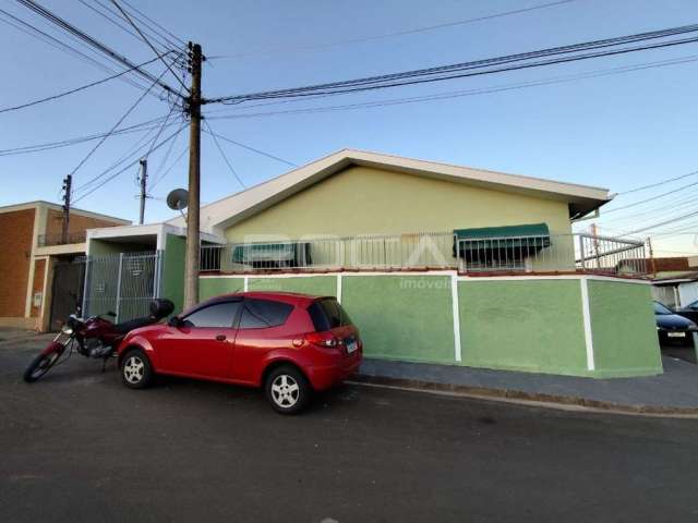 Casa padrão com 3 dormitórios na Vila Costa do Sol, São Carlos