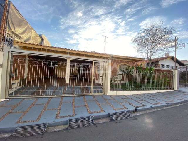 Linda casa de 4 dormitórios no Jardim Brasil em São Carlos - Venda e locação!