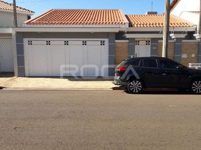 Linda Casa de Alto Padrão com 3 Suítes no Bairro Planalto Paraíso em São Carlos