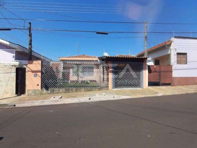 Casa de 3 dormitórios com suíte e edícula na Vila Prado, São Carlos