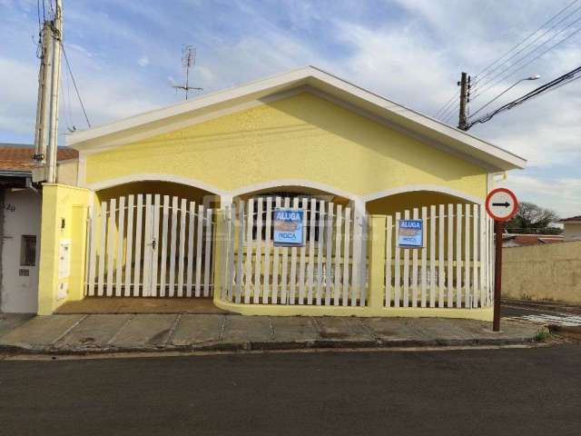 Linda casa de padrão para alugar em Rancho Velho, São Carlos