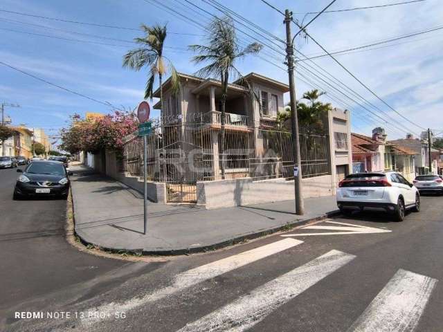 Espaçosa casa comercial para alugar no Centro de São Carlos