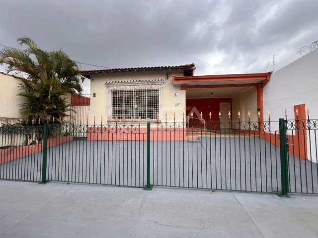 Casa à venda no bairro Jardim São Carlos, São Carlos - venha conhecer!