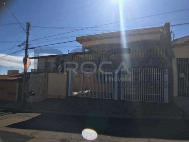 Casa com 3 quartos à venda no Jardim Ricetti, São Carlos , 307 m2 por R$ 590.000