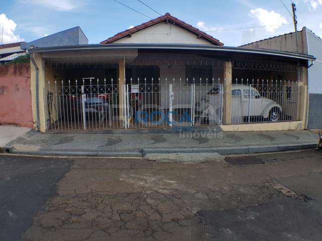 Encantadora casa à venda na Vila Prado, São Carlos