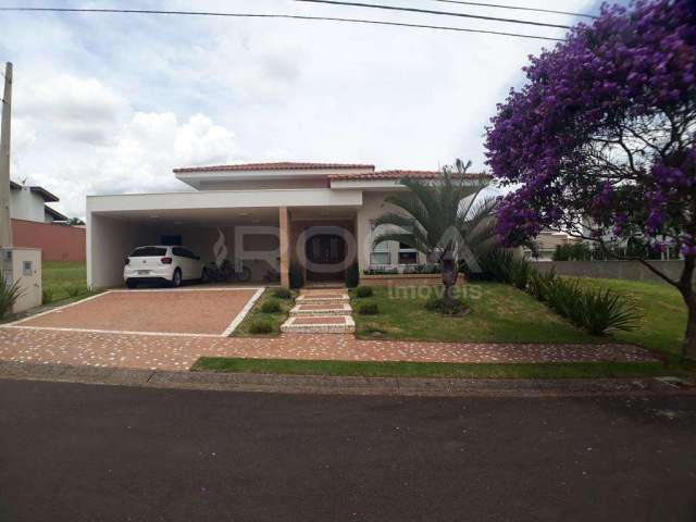 Linda Casa à Venda em Condomínio de Luxo no Residencial Damha