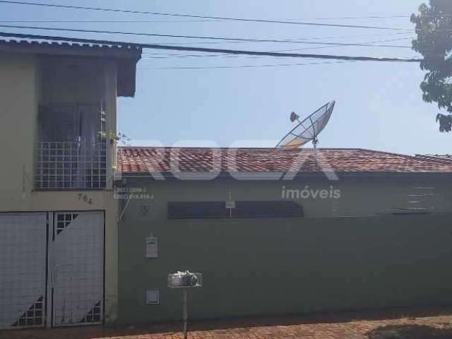 Casa padrão à venda em Santa Felícia, São Carlos - 3 dormitórios e suíte!