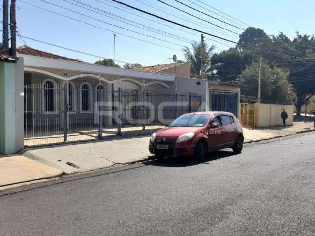 Casa padrão à venda na Vila Morumbi, São Carlos: 3 dormitórios e edícula!