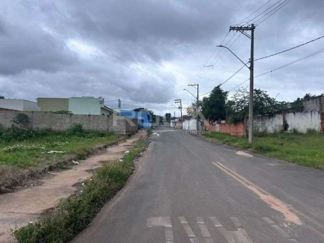 Terreno à venda no bairro Antenor Garcia em São Carlos