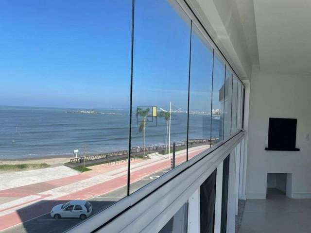 Apartamento frente mar com 3 suítes, no gravatá navegantes/sc.