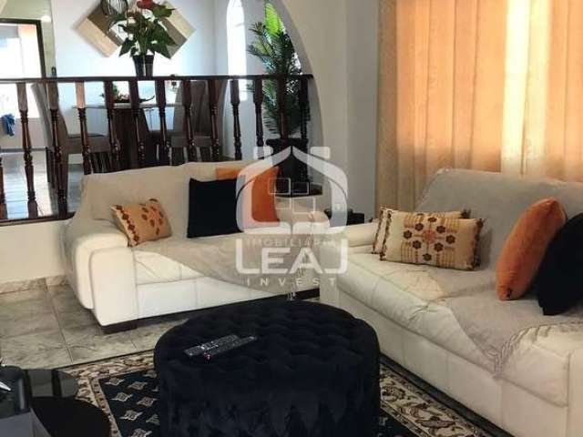 Casa de 222m² com 3 dormitórios e 2 vagas de garagem à venda, por R$ 700.000,00 - Jardim Germânia -