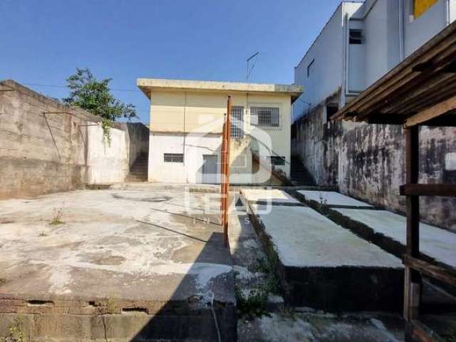 Casa para Venda em Jardim Santo Eduardo, 300m², 2 Dormitórios, 4 Vagas, R$ 990.000,00, São Paulo, S