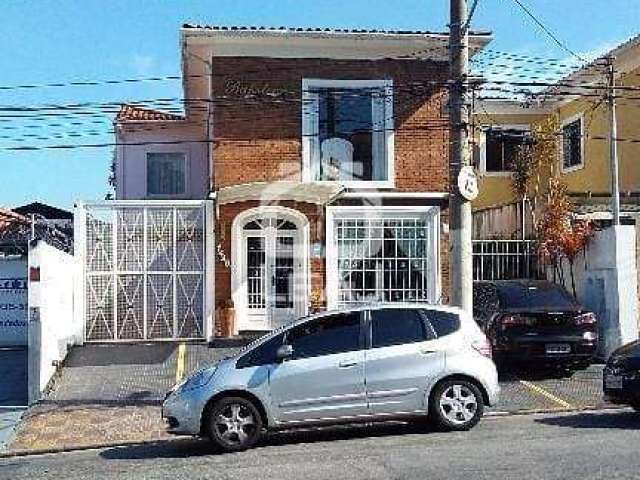 Sobrado com 4 dormitórios , 7 vagas de garagem à venda, 180 m² por R$ 4.500.000,00 - Moema - São Pa