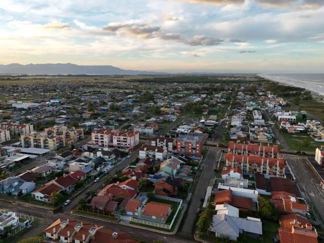 Casa incrível em capão novo