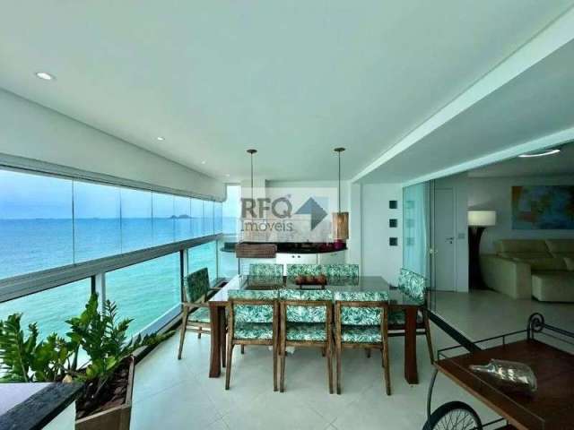 Aproveite o melhor do Guarujá com esta incrível oportunidade! Um apartamento reformado e de alto padrão, situado na icônica Praia das Pitangueiras.