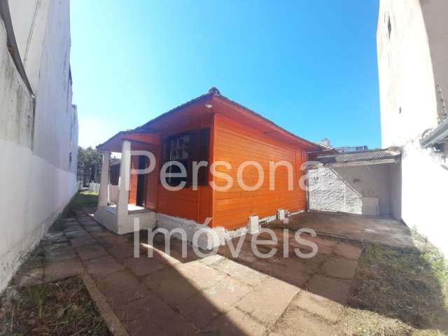 Casa (de fundos) com 02 dormitórios – Partenon – Porto Alegre - RS