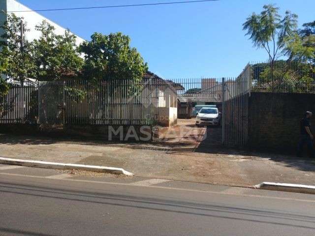 Terreno na região central de maringá - ao lado do parque do ingá.