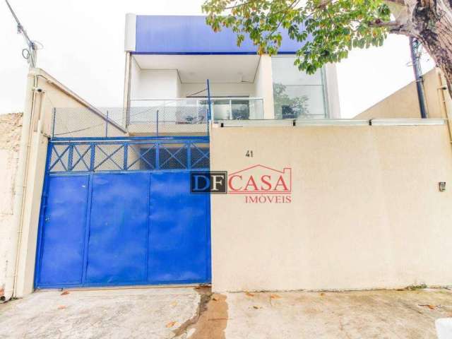 Casa à venda na Rua Uparoba, 41, Guaiaúna, São Paulo, 209 m2 por R$ 800.000