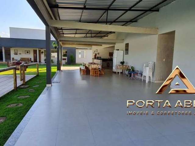 Casa com 450 m2 em terreno de 1500 m2 - Bairro Porto Seguro - COD 728