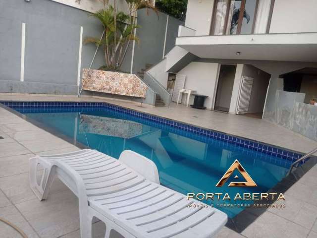 Casa Alto Padrão com 5 quartos em Santa Lucia - BH  - COD 888