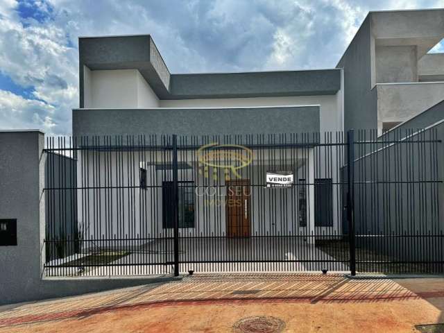 Linda casa localizada no Jardim Freitas em Maringá