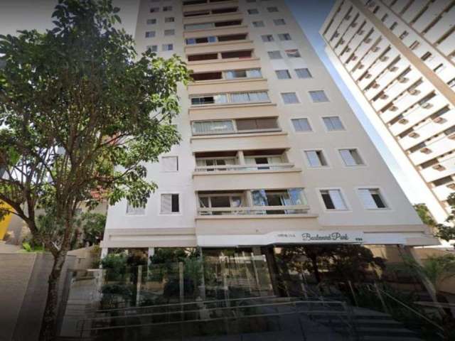 BOULEVARD PARK Apartamento à venda com 90 m² privativos com 3 quartos, 1 suíte no Centro de Londr