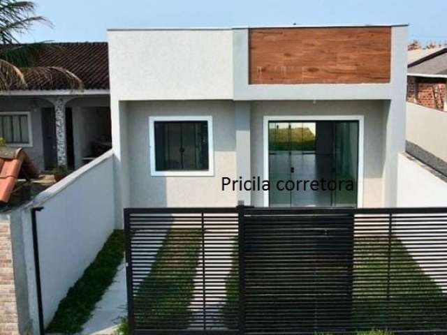 Vende se excelente casa contem de 2 quartos, Piçarras, Guaratuba/PR