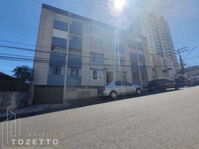 Amplo apartamento no edifício carla    -   centro