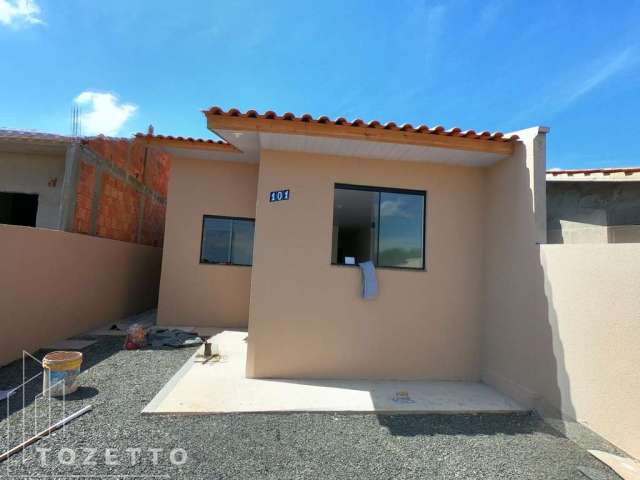 Ótimas  casas no residencial celeste