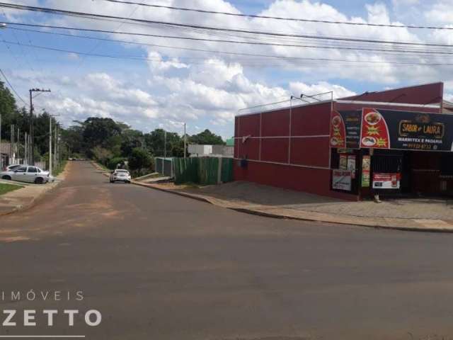 Imóvel de Esquina com Casa e Sala Comercial