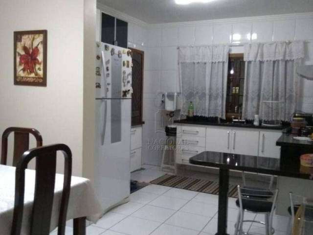 Sobrado com 4 dormitórios à venda, 197 m² por R$ 1.100.000,00 - Bangu - Santo André/SP