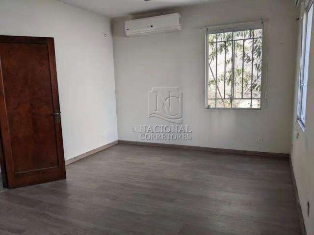 Sobrado com 6 dormitórios, 197 m² - venda por R$ 680.000,00 ou aluguel por R$ 5.091,90/mês - Centro - Santo André/SP