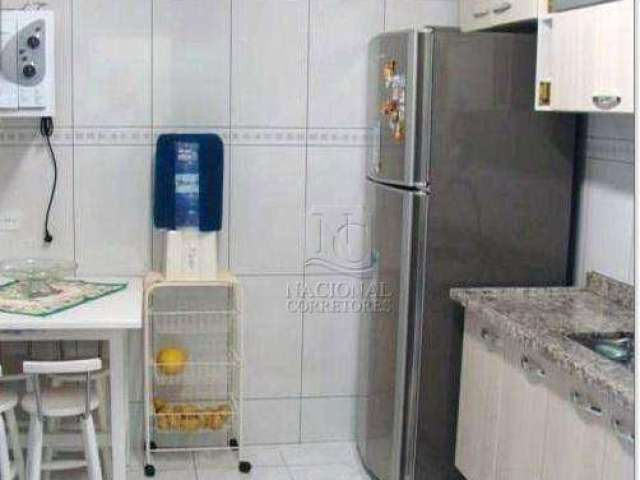 Sobrado com 3 dormitórios à venda, 158 m² por R$ 600.000,00 - Bangu - Santo André/SP