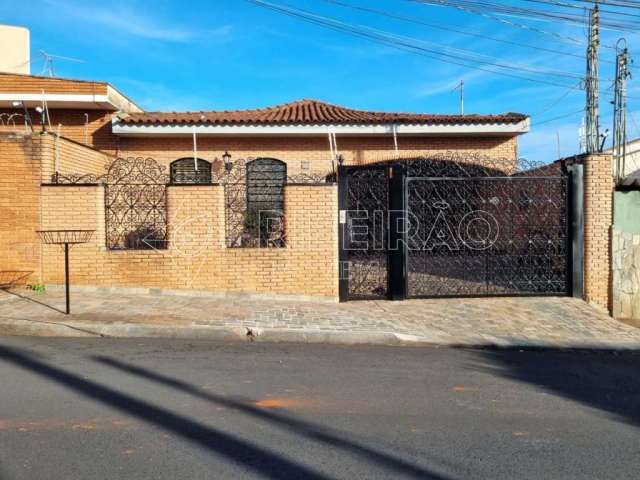 Casa térrea 03 dormitórios para venda no Jardim Paulista