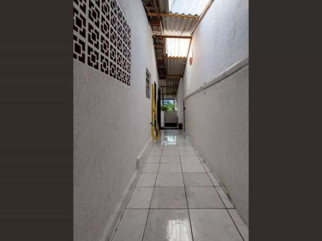 Casa com 2 quartos à venda na Rua Amadeu Rossignolo, --, Baeta Neves, São Bernardo do Campo por R$ 950.000